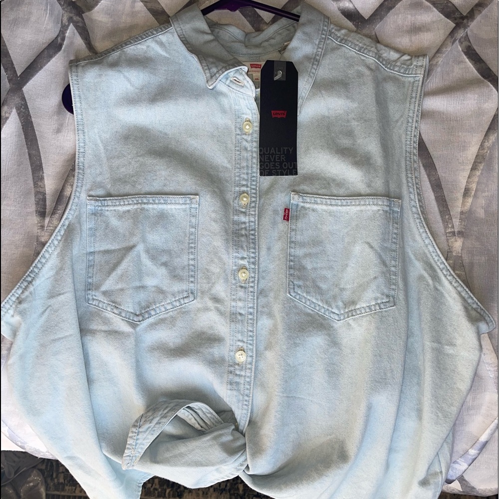 Brand New Womens Levi Jean Shirt!!!